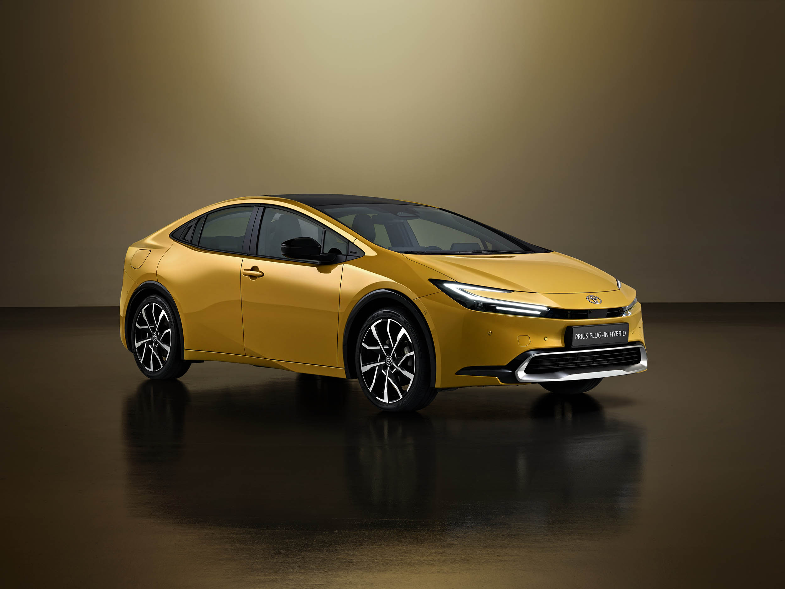 Toyota Prius En Çevreci Otomobil Seçildi