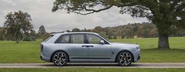 Rolls-Royce Cullinan Daisy: Zarafetin Zirvesinde Bir Yolculuk